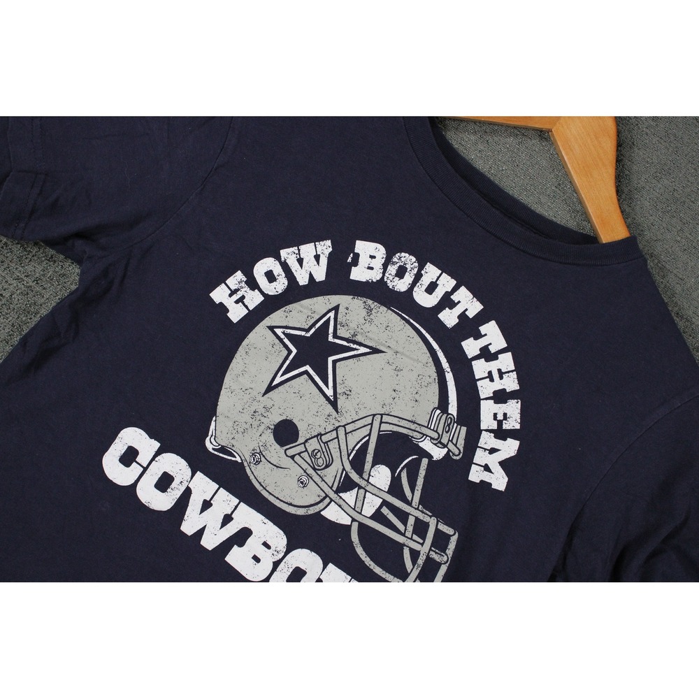 Dallas Cowboys Youth Medium T-Shirt Navy Blue How Bout Them Cowboys Helmet NFL
